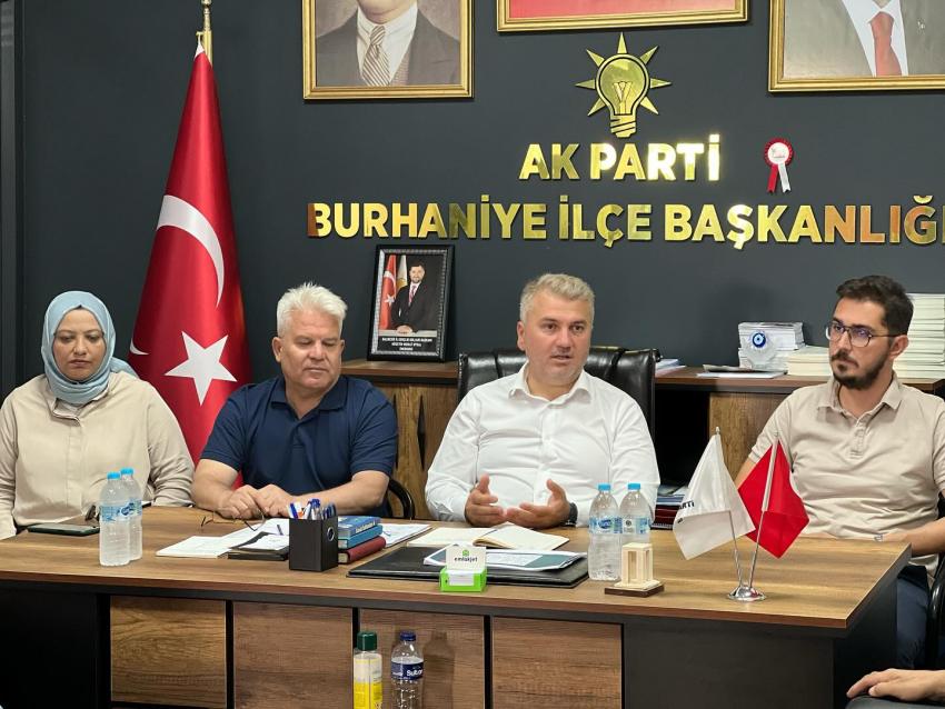 Milletvekili Mustafa Canbey'den Burhaniye Ziyareti: Ticaret Odası Ve Yatırımlar Gündemde