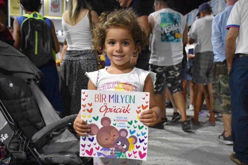 5. EDREMIT KITAP FUARI’NDA İKI GÜN GERIDE KALDI