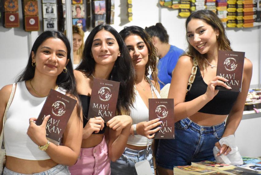 5. EDREMIT KITAP FUARI’NDA İKI GÜN GERIDE KALDI