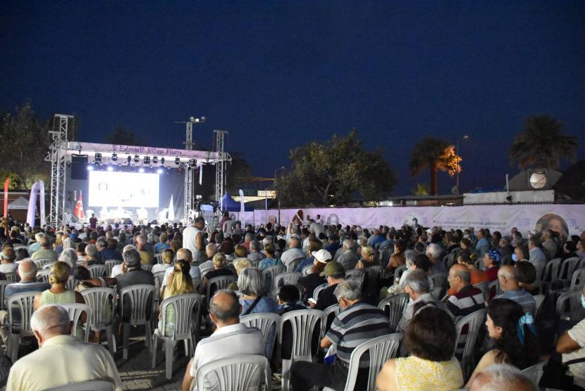 5. EDREMIT KITAP FUARI’NDA İKI GÜN GERIDE KALDI