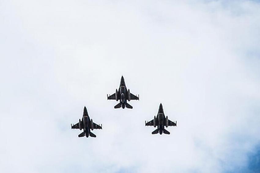 ABD'DEN SINIRA KORKUNÇ YIĞINAK! ATINA BÜYÜKELÇISI 'BÖYLESI ILK' DEDI