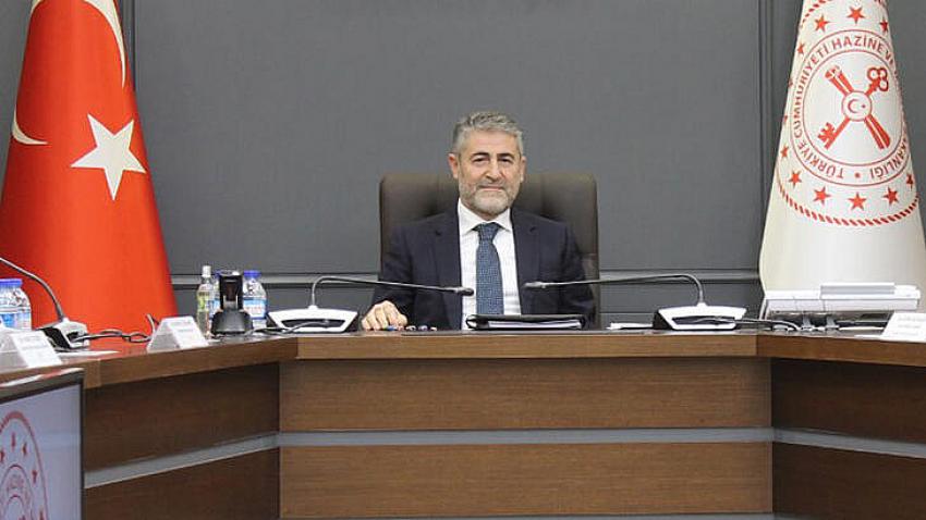 BAKAN NEBATI: ENFLASYON ÜZERINDEKI KUR BASKILARININ DÜŞECEĞINI ÖNGÖRÜYORUZ