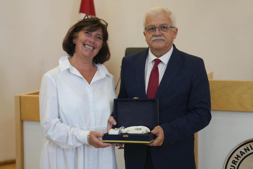 BURHANİYE'DE KARDEŞ ŞEHİR ZİYARETİ