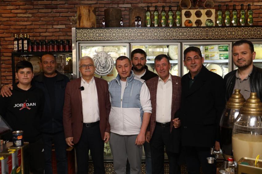 Başkan Deveciler İskele Mahallesi'nde Vatandaşlarla Buluştu