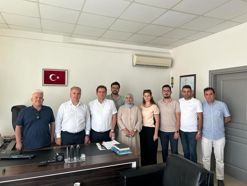 Milletvekili Mustafa Canbey'den Burhaniye Ziyareti: Ticaret Odası Ve Yatırımlar Gündemde