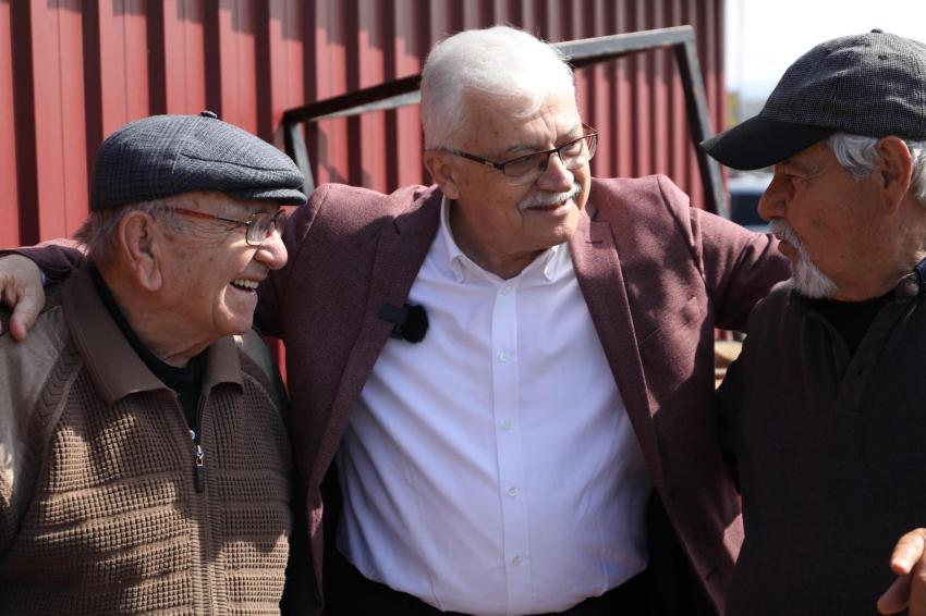 Başkan Deveciler İskele Mahallesi'nde Vatandaşlarla Buluştu