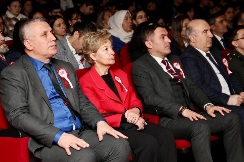 İSTİKLAL MARŞI’NIN KABULÜ BURHANİYE’DE KUTLANDI