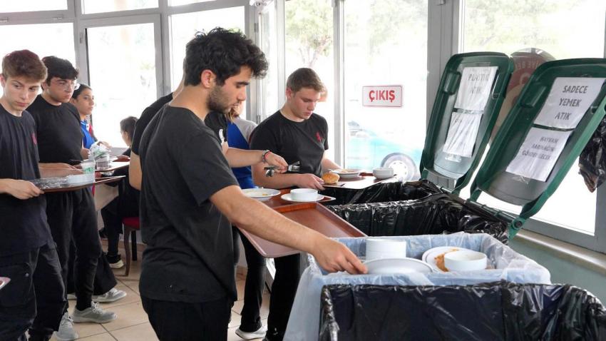 BURHANİYE BELEDİYESİ’NDEN DAYANIŞMA ÖRNEĞİ