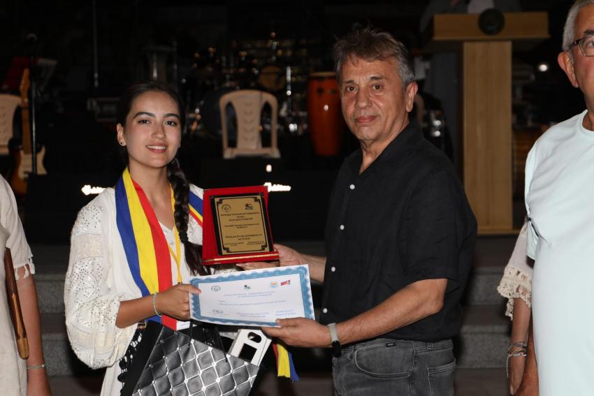 BURHANİYE'DE KURTULUŞ COŞKUSU