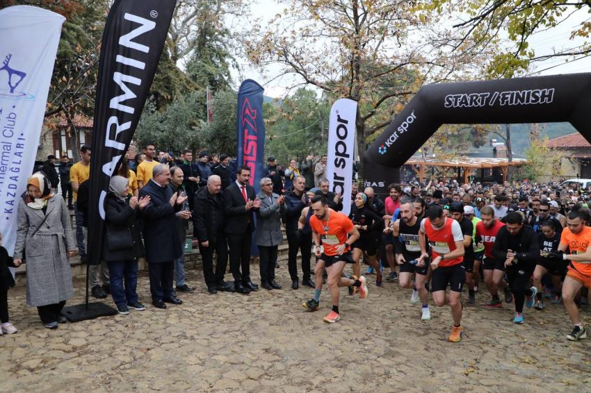 KAZDAĞLARI’NDA KIŞ MARATONUNDA 1700 SPORCU YARIŞIYOR