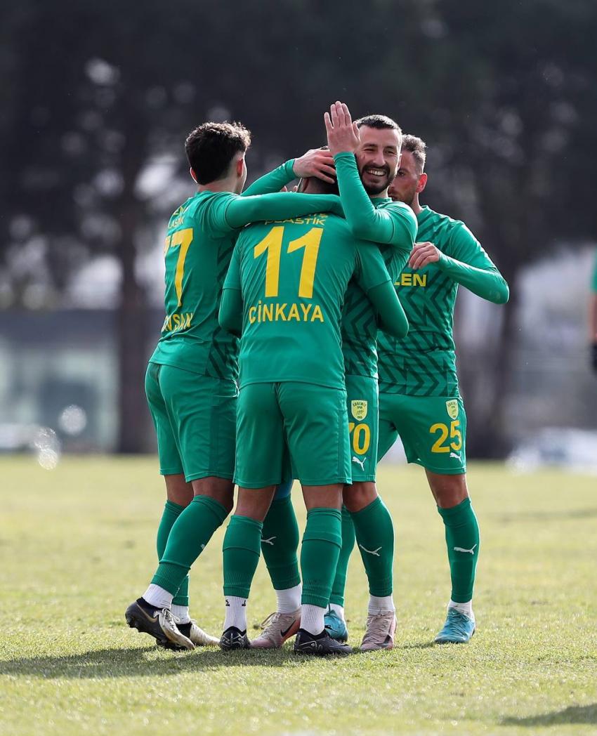 1966 Edremitspor liderlik koltuğuna oturdu