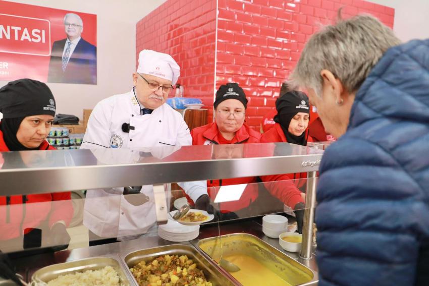 BURHANİYELİLER KENT LOKANTASINA KAVUŞTU