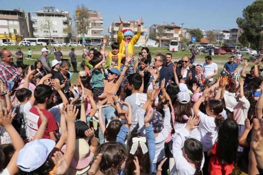 22. EDREMİT UÇURTMA ŞENLİĞİ YAPILDI