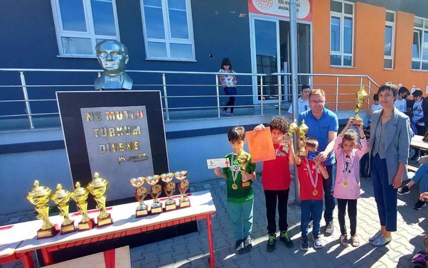 KIVANÇ DAĞ GENÇLIK KUPASI SATRANÇ TURNUVASI GERÇEKLEŞTIRILDI