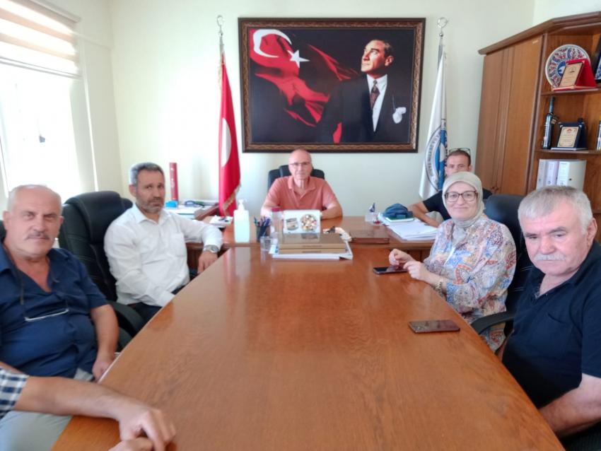 BELGİN UYGUR İLÇE ZİYARETLERİNE DEVAM EDİYOR