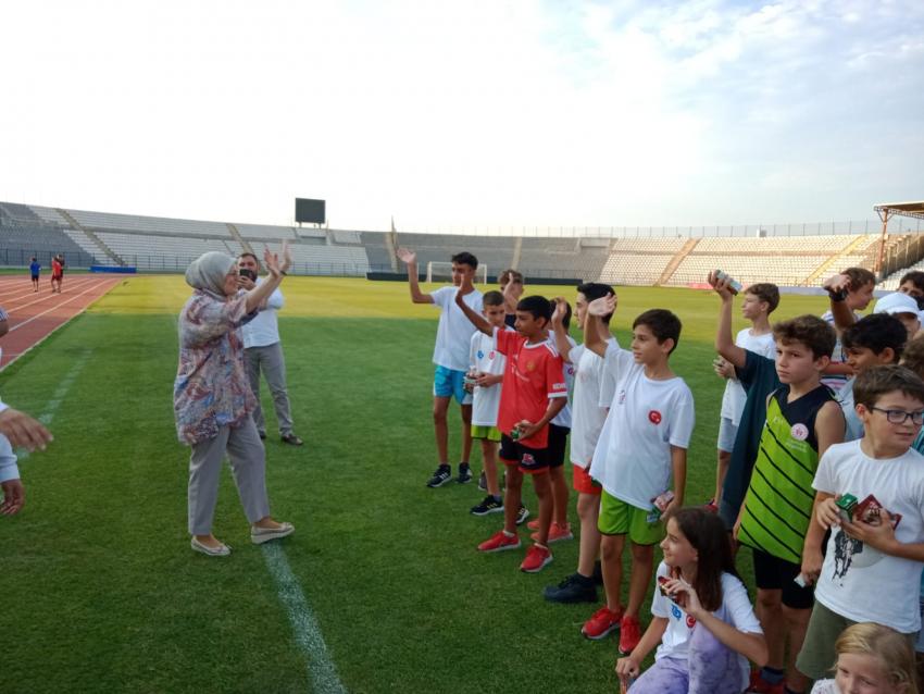 BELGİN UYGUR İLÇE ZİYARETLERİNE DEVAM EDİYOR