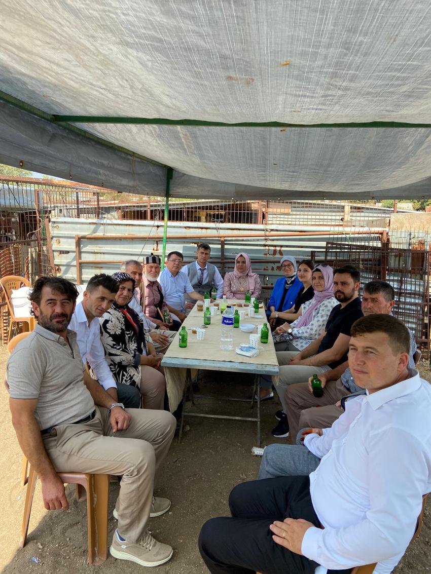 BELGİN UYGUR İLÇE ZİYARETLERİNE DEVAM EDİYOR