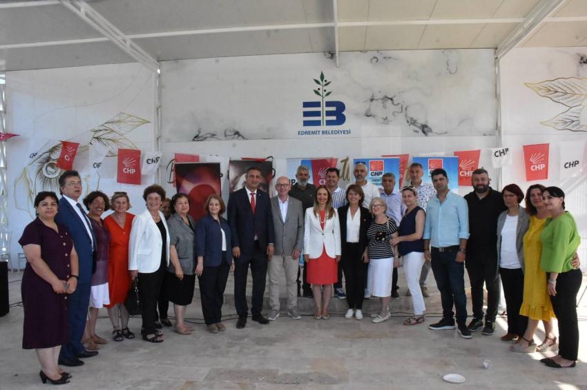 AYLIN NAZLIAKA, EDREMIT’TE