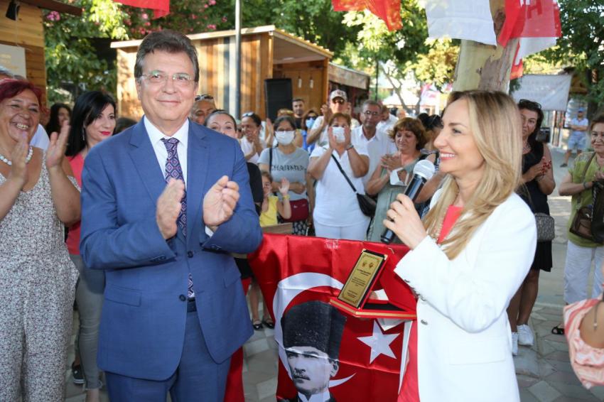 AYLIN NAZLIAKA, EDREMIT’TE