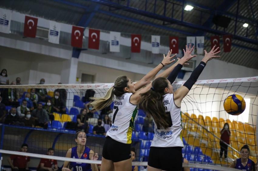 EDREMIT BELEDIYESI ALTINOLUKSPOR GALIBIYETLE BAŞLADI