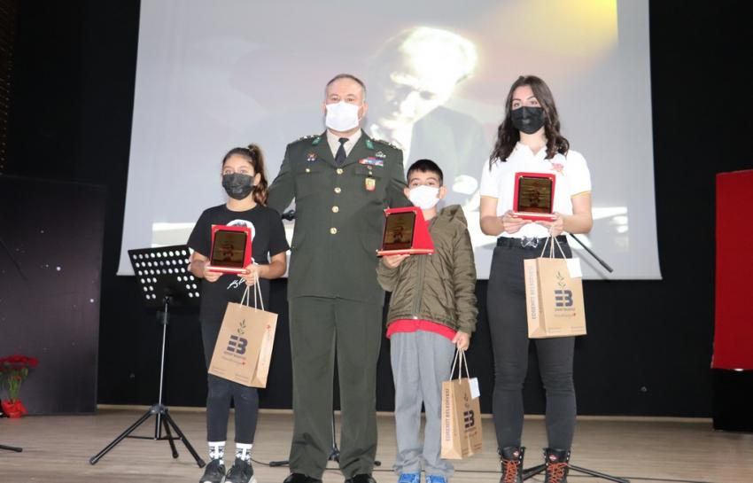 CUMHURIYETIMIZIN KURUCUSU MUSTAFA KEMAL ATATÜRK EDREMIT’TE GERÇEKLEŞTIRILEN TÖRENLERLE ANILDI 