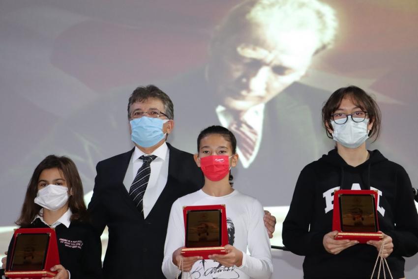 CUMHURIYETIMIZIN KURUCUSU MUSTAFA KEMAL ATATÜRK EDREMIT’TE GERÇEKLEŞTIRILEN TÖRENLERLE ANILDI 