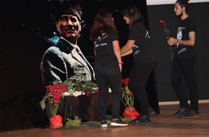 CUMHURIYETIMIZIN KURUCUSU MUSTAFA KEMAL ATATÜRK EDREMIT’TE GERÇEKLEŞTIRILEN TÖRENLERLE ANILDI 