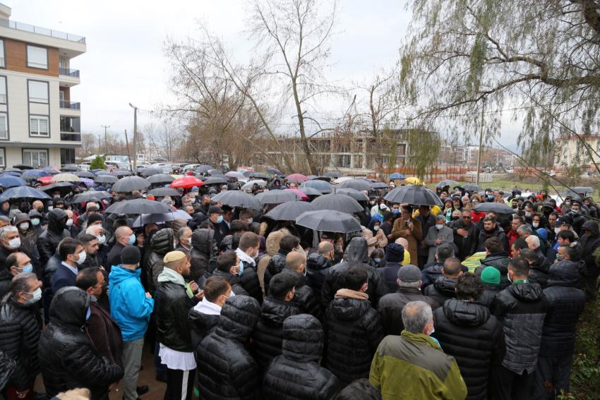 ÇAĞDAŞ ALKAN GÖZYAŞLARI İLE UĞURLANDI