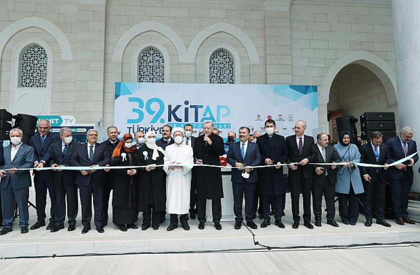 CUMHURBAŞKANI ERDOĞAN: ASIL GERI KALMIŞLIĞI ZIHINLERDE YAŞAMIŞTIK