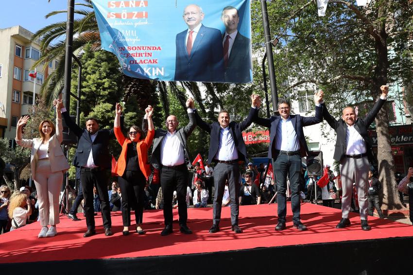 ''5 MILYON 300 BIN GENÇ TÜRKİYE’NIN KADERINI DEĞIŞTIRECEK''