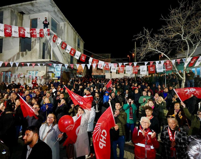 “Ekmeğimizi, Aşımızı, bölüşmeyi bilelim; İyilikleri her daim çoğaltalım ki dünyamız, ülkemiz, Ayvalık’ımız herkes için yaşanılabilir bir yer olsun.