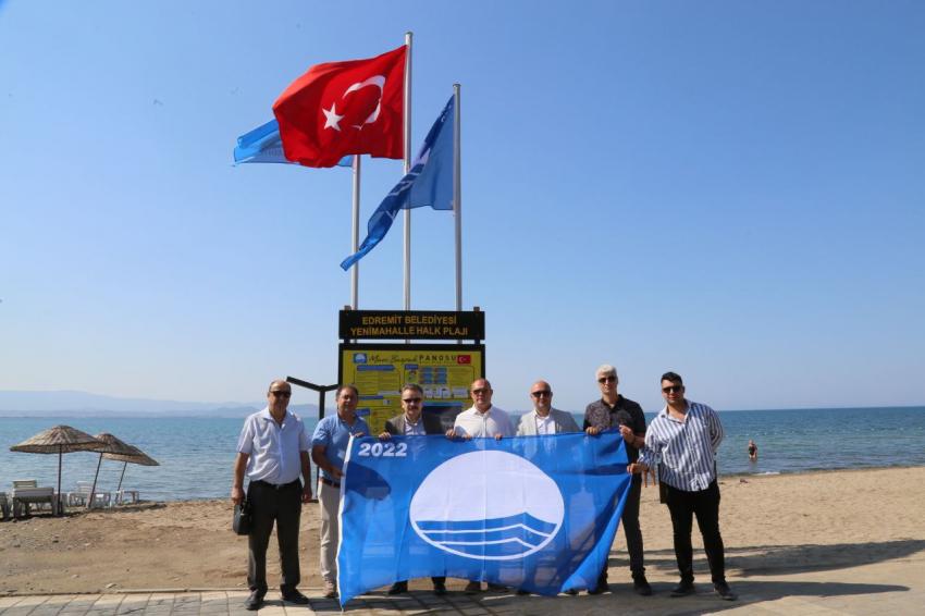 AKÇAY YENI MAHALLE PLAJI’NA MAVI BAYRAK