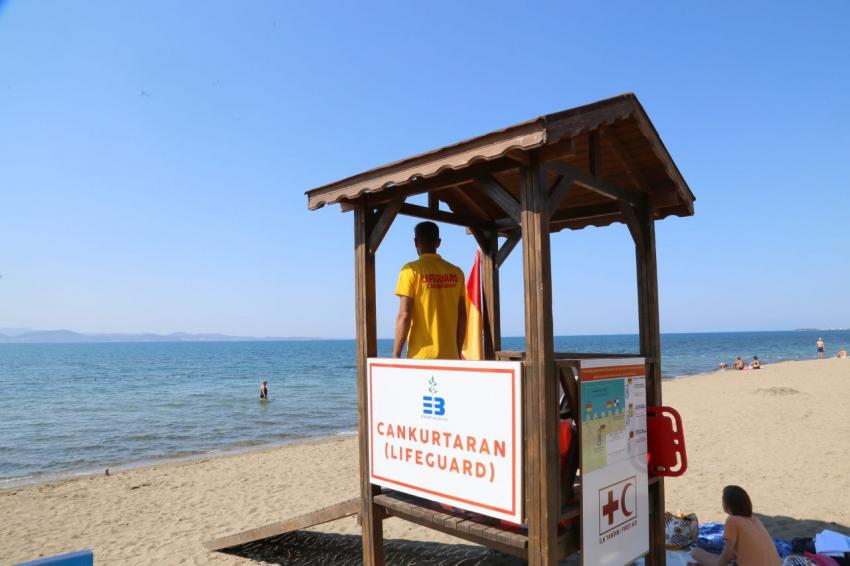 AKÇAY YENI MAHALLE PLAJI’NA MAVI BAYRAK