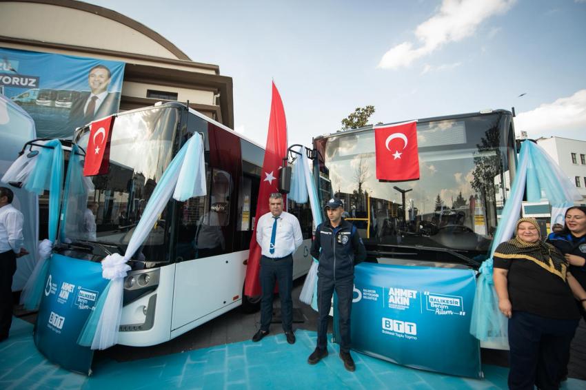 Akın: “Yolları değil, gönülleri de birbirine bağladık”