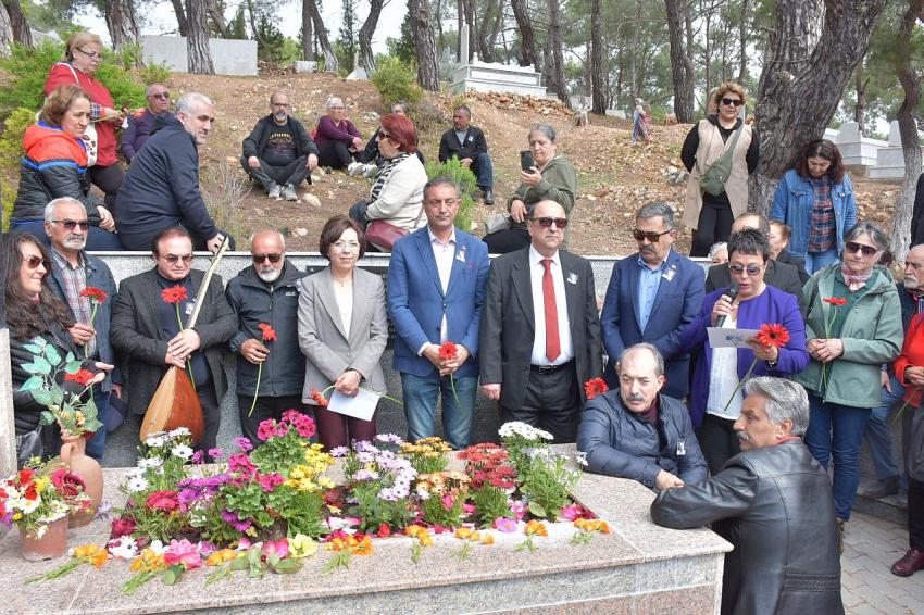 ALİ EKBER ÇİÇEK TÜRKÜLERLE ANILDI