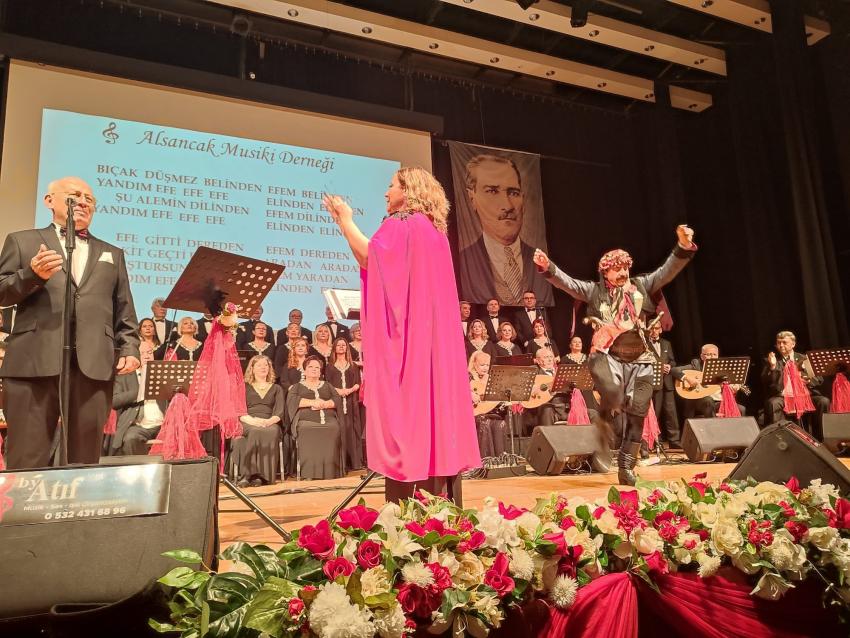 ALSANCAK MUSİKİ DERNEĞİ KONSERİ MEST ETTİ