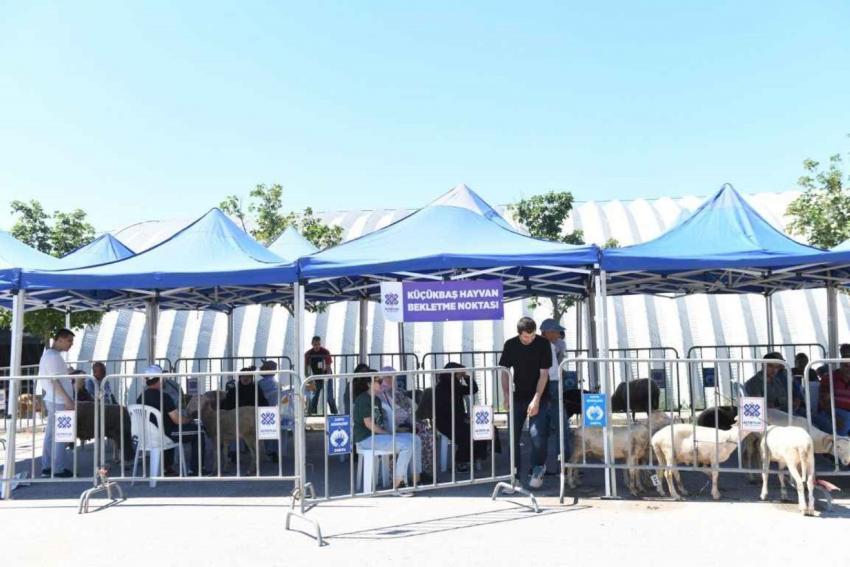 Altıeylül’den Kurban Kesim Hizmeti