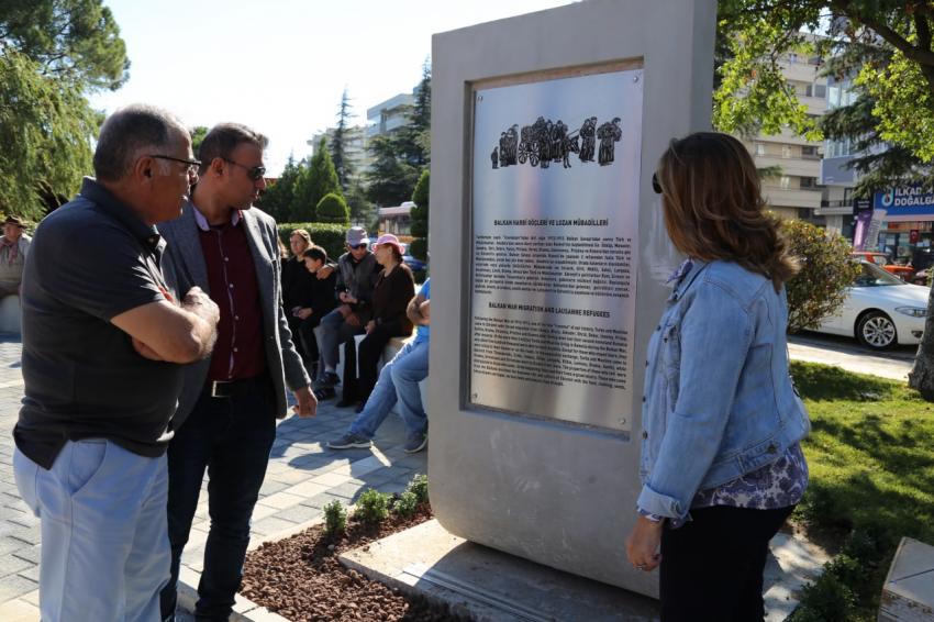 EDREMIT'TE ANIT ÇEŞME VE KÜLTÜR MEYDANI HIZMETE AÇILDI