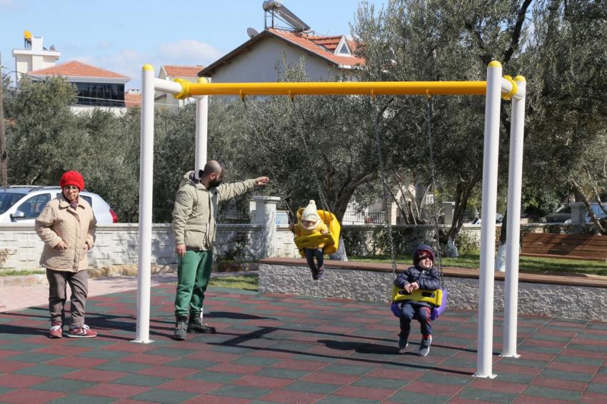 EDREMIT’TE AŞIK VEYSEL PARKI AÇILDI