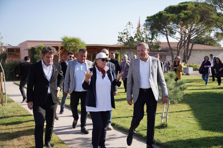 AYVALIK KÜÇÜKKÖY SENTRUM PROJESI ULUSLARARASI BASINDA