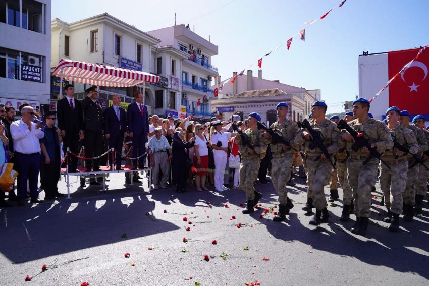 AYVALIK’TA DÜŞMAN İŞGALINDEN KURTULUŞUN 100. YIL COŞKUSU