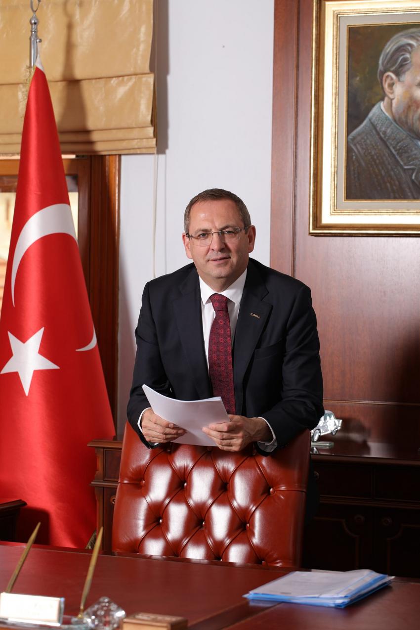 AYVALIK’TA 145 EĞITİM FIDANINA 800 LİRALIK BURS