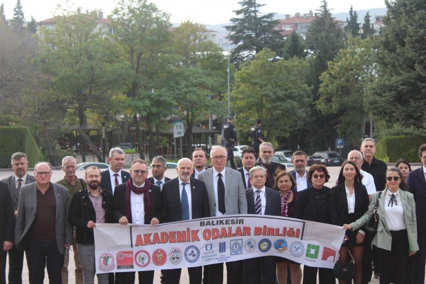 İSTİKLÂLDEN İSTİKBÂLE