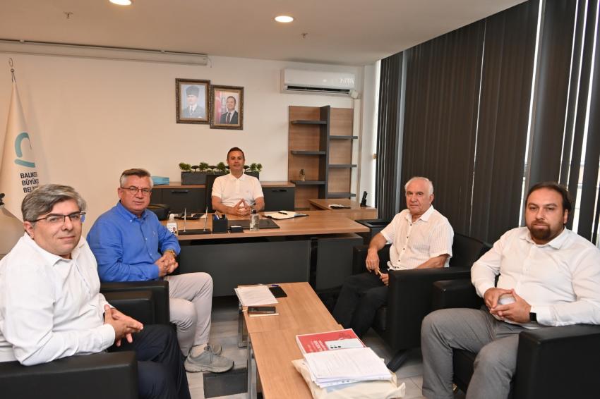 Balıkesir Büyükşehir Belediyesi’nden sınava giren öğrencilere tam destek