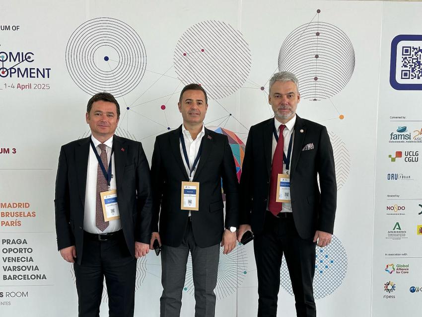 Başkan Akın İspanya’da Balıkesir’i ve Türkiye’yi temsil etti