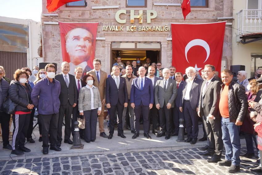 BAŞKAN ERGİN VE YEDİ MECLİS ÜYESİ CHP’DE…
