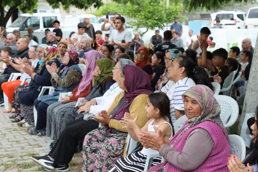 BAŞKAN ERTAŞ 47 MAHALLENİN TAMAMINDA SORUNLARI DİNLEDİ