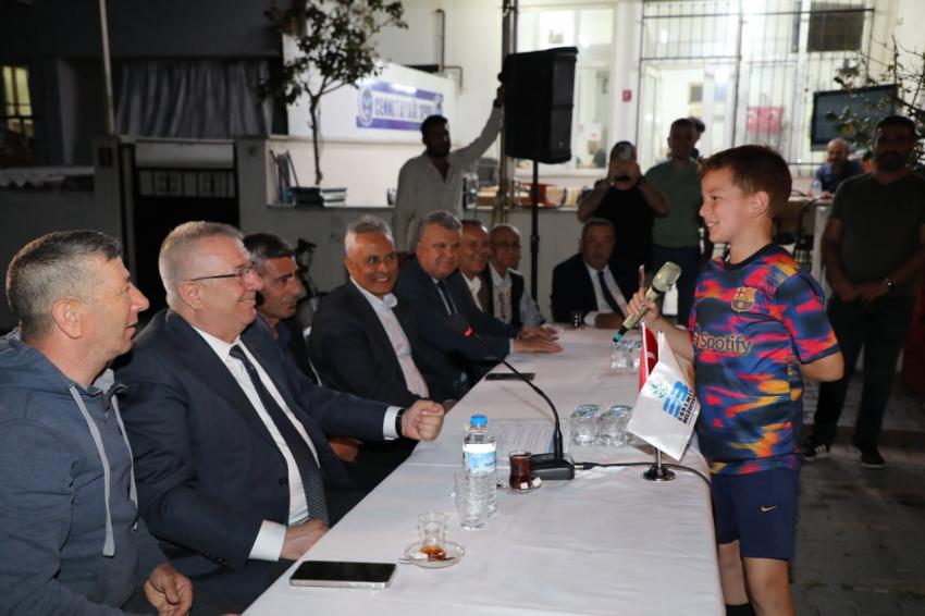 BAŞKAN ERTAŞ 47 MAHALLENİN TAMAMINDA SORUNLARI DİNLEDİ