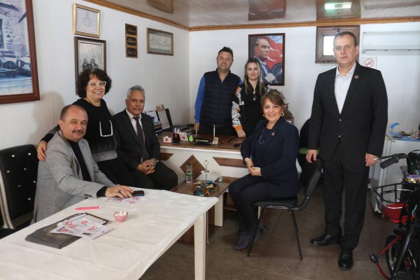 BAŞKAN ERTAŞ, 8 MART DÜNYA EMEKÇİ KADINLAR GÜNÜ’NÜ KUTLADI