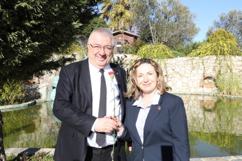 BAŞKAN ERTAŞ, 8 MART DÜNYA EMEKÇİ KADINLAR GÜNÜ’NÜ KUTLADI